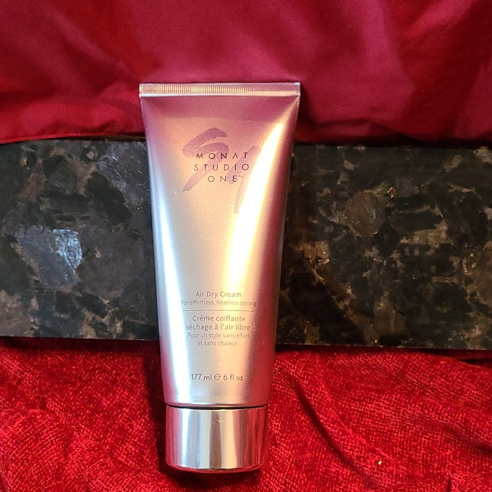 Monat Air dry cream